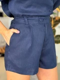 Shorts Feminino Livia Alfaiataria 100% Linho - Azul marinho Shorts Feminino Livia Alfaiataria 100% Linho - Azul marinho